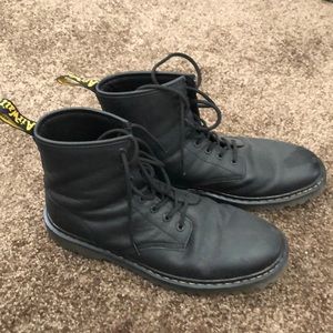 Men’s Black Dr Martens